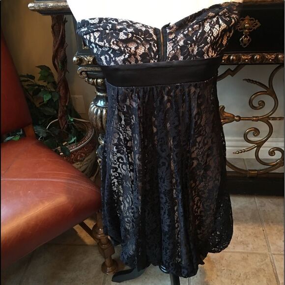 Cache Strapless Lace Dress! ✨ Cache Strapless Black Lace Dress – Size 10 ✨ - Picture 1 of 6
